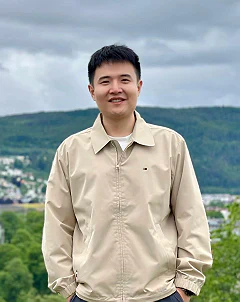 Yuanliang Zhang